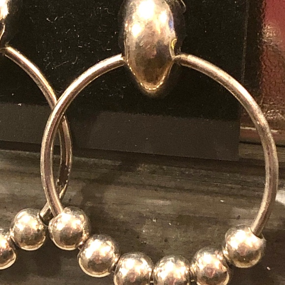 3/$32 VTG 80s Polished Silver Metal Beaded Door Knocker Hoops Pierced Earrings - Picture 3 of 11